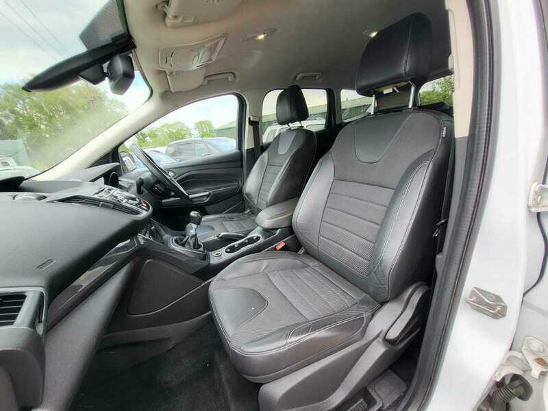 Ford Kuga 2.0 Tdci Titanium 2Wd Euro 5 White #9