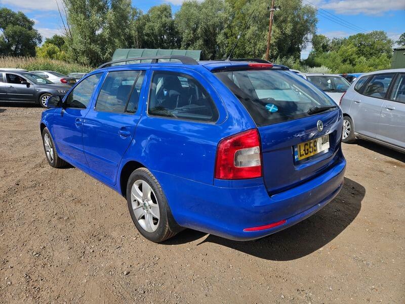 Skoda Octavia Elegance Blue #5
