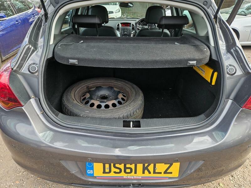 Vauxhall Astra 1.6 16V Se Euro 5 Black #15