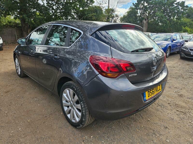Vauxhall Astra 1.6 16V Se Euro 5 Black #5