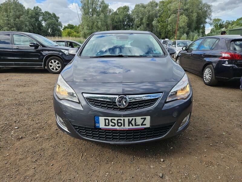 Vauxhall Astra 1.6 16V Se Euro 5 Black #2