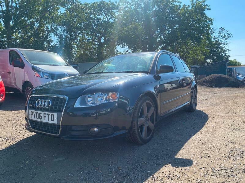 Audi A4 Avant S Line Black #3