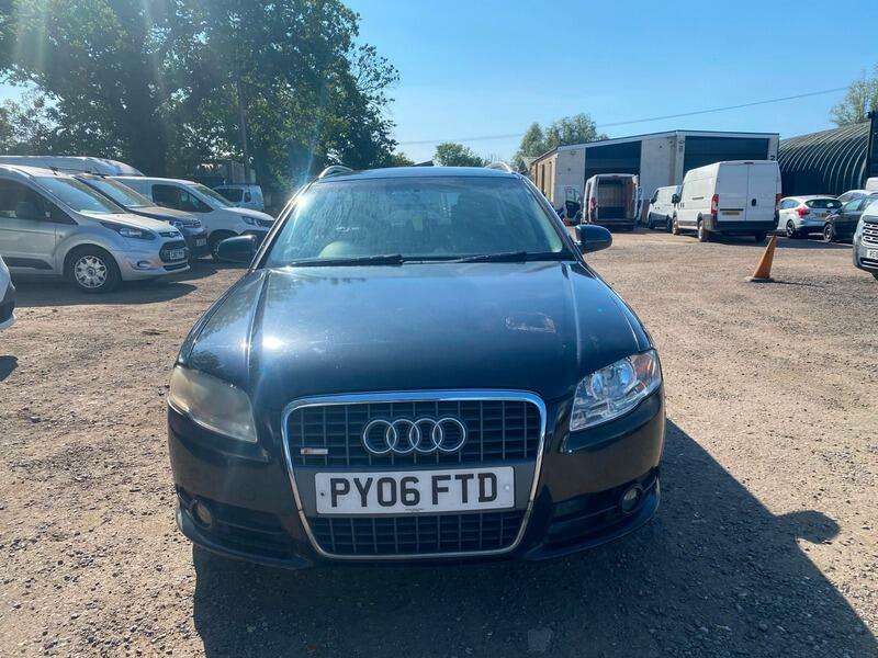 Audi A4 Avant S Line Black #2