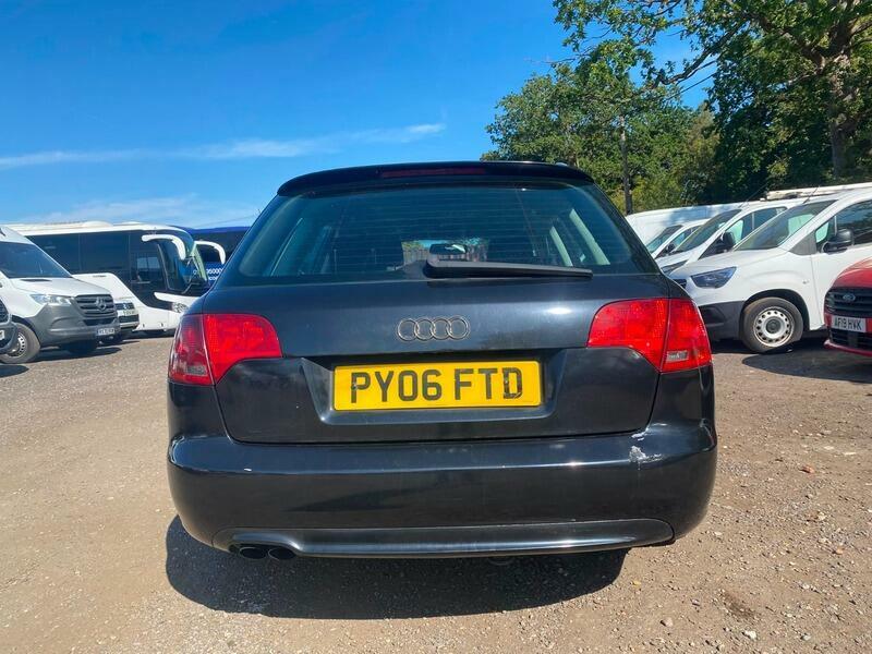 Audi A4 Avant S Line Black #6