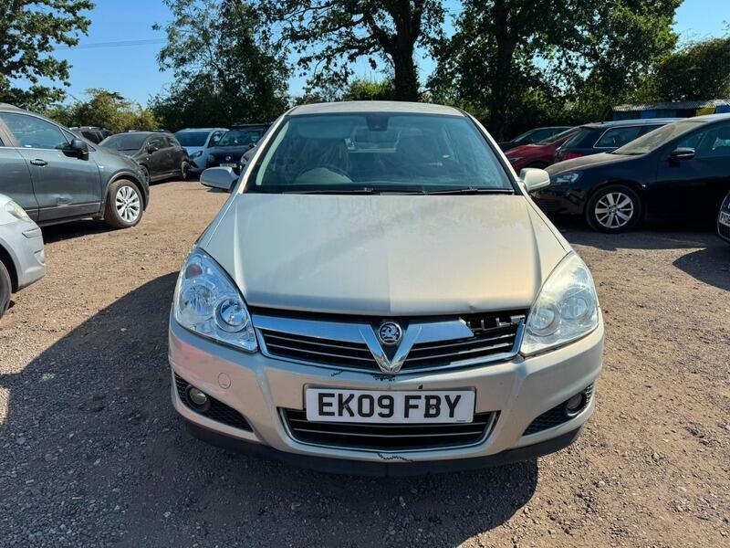 Vauxhall Astra Design Silver #2