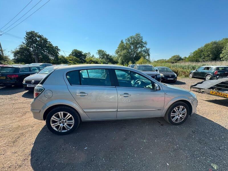 Vauxhall Astra 1.8I 16V Sri Estate 178 Gkm, 1 Blue #8