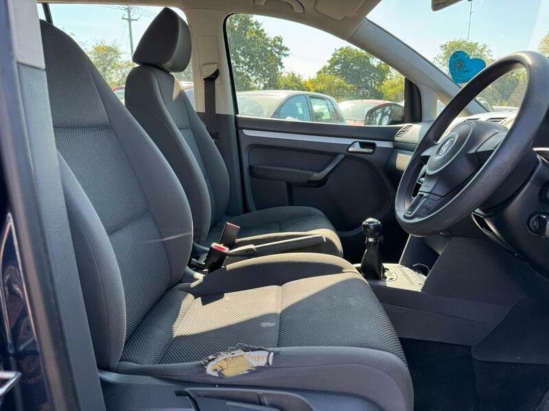 Volkswagen Touran 1.6 Tdi Se Euro 5 White #15