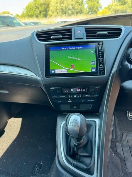 Honda Civic 1.8 I-vtec Se Plus Tourer Euro 6 White #15