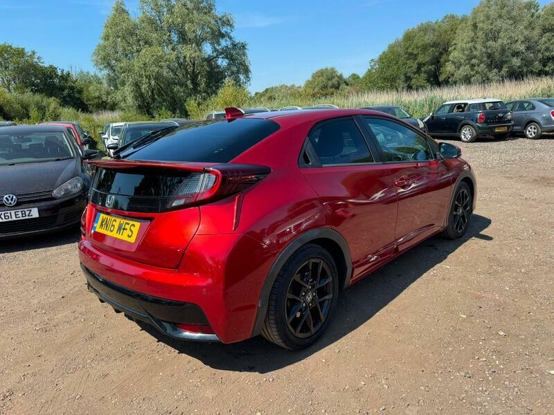 Honda Civic 1.8 I-vtec Se Plus Tourer Euro 6 White #7