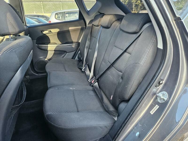 Hyundai I30 Estate 1.6 Crdi Premium Euro 4 201010 Black #16