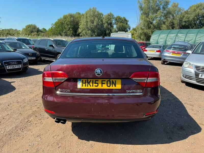 Skoda Superb Se Red #6