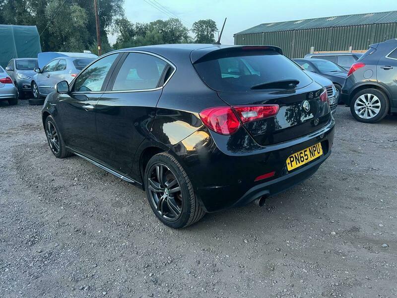 Alfa Romeo Giulietta Exclusive Black #4