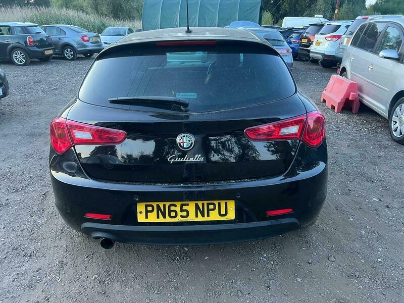 Alfa Romeo Giulietta Exclusive Black #5