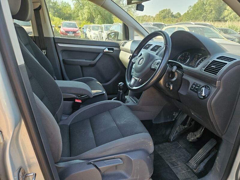 Volkswagen Touran 1.6 Tdi Se Euro 5 Grey #9