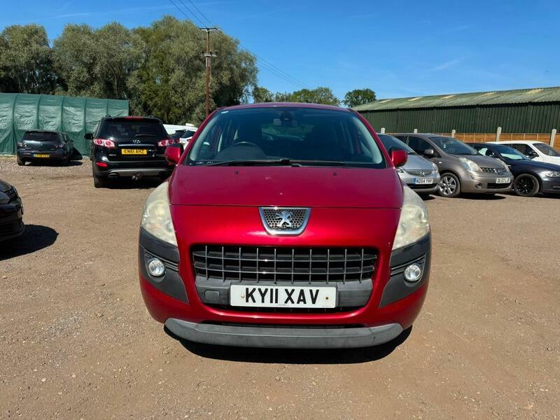 Peugeot 3008 Sport Red #2