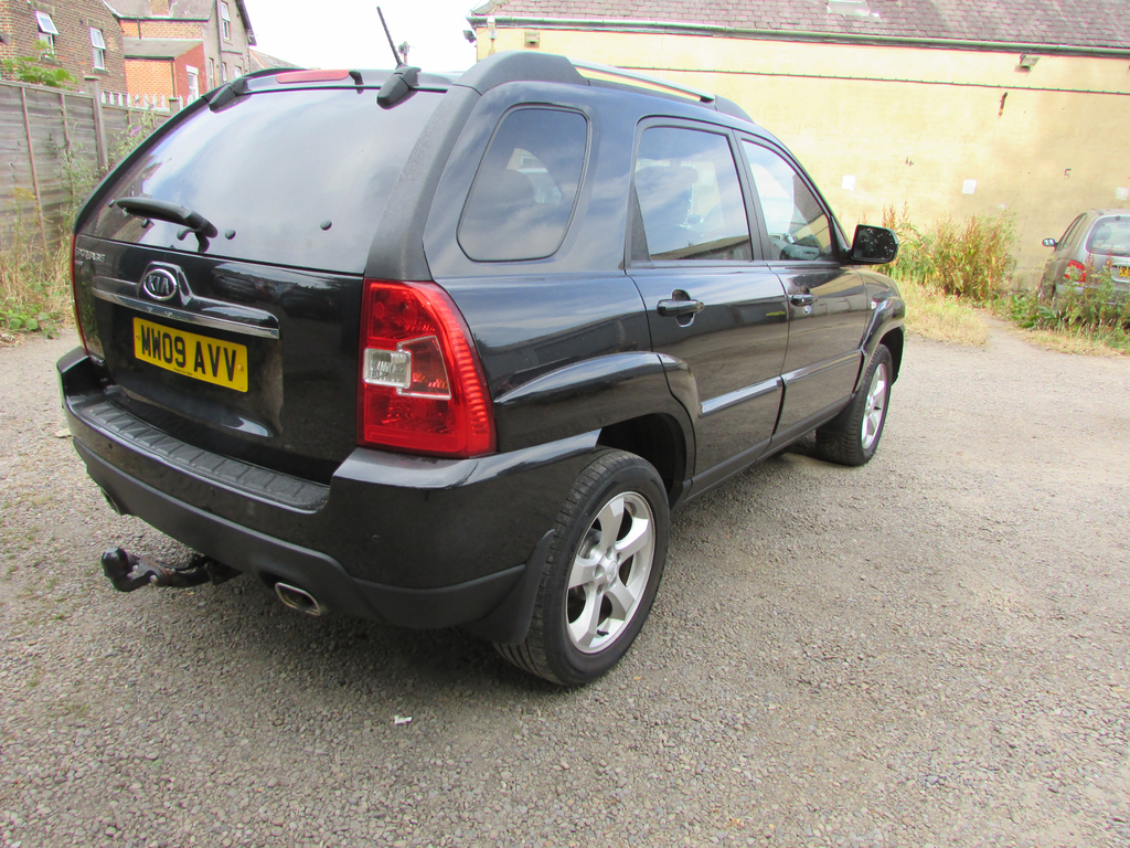 Kia Sportage 2.0 Xe 140 Bhp Black #4