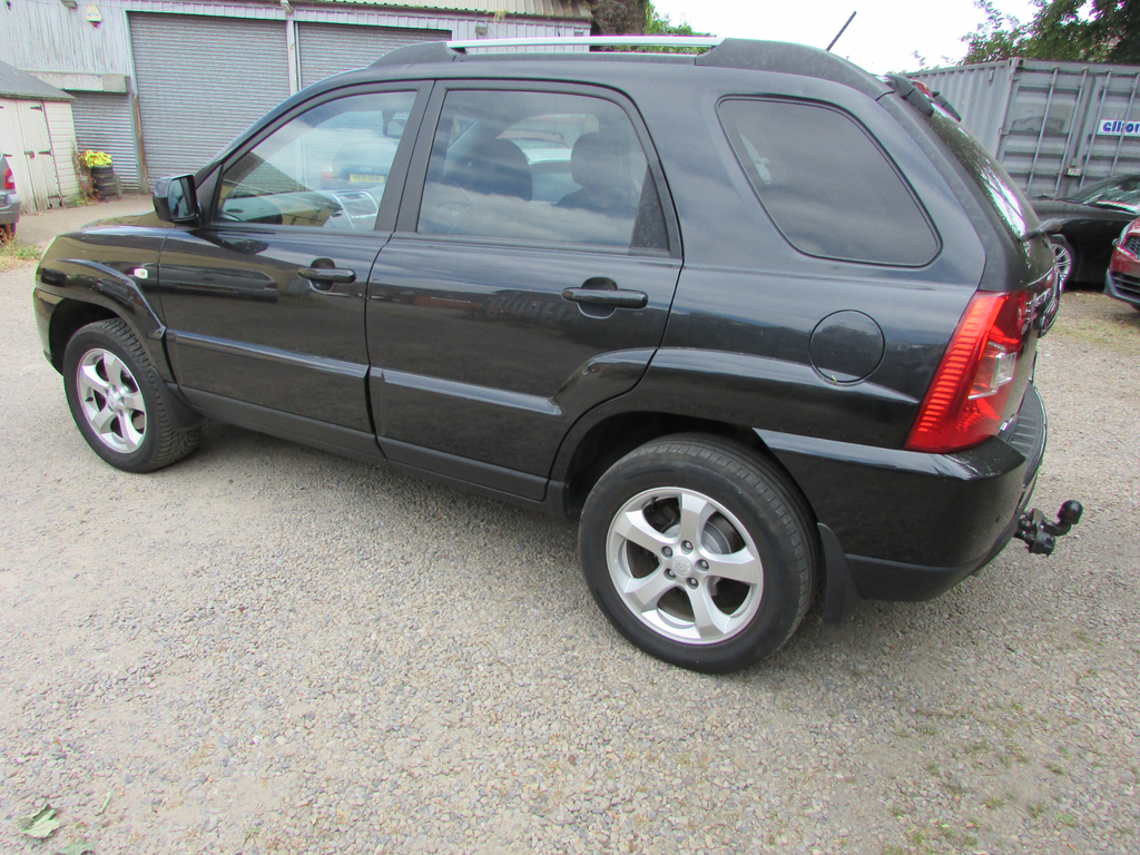 Kia Sportage 2.0 Xe 140 Bhp Black #7