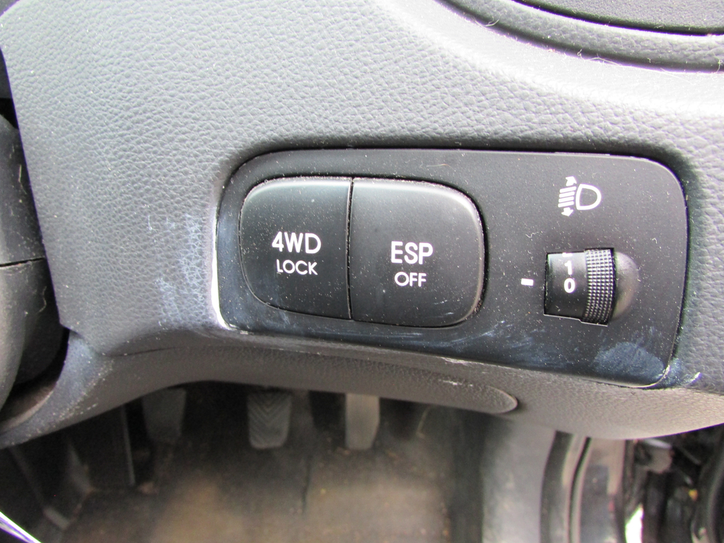 Kia Sportage 2.0 Xe 140 Bhp Black #11