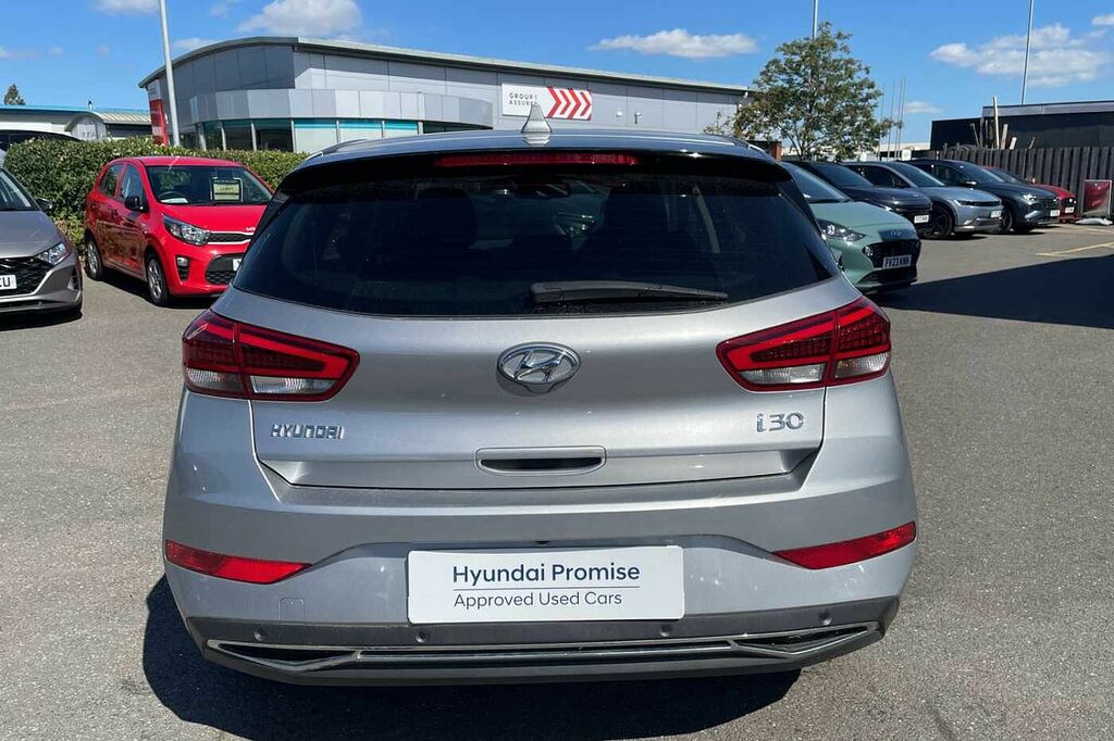 Hyundai I30 Premium 1.0 T-gdi Mhev 120Ps Silver #4