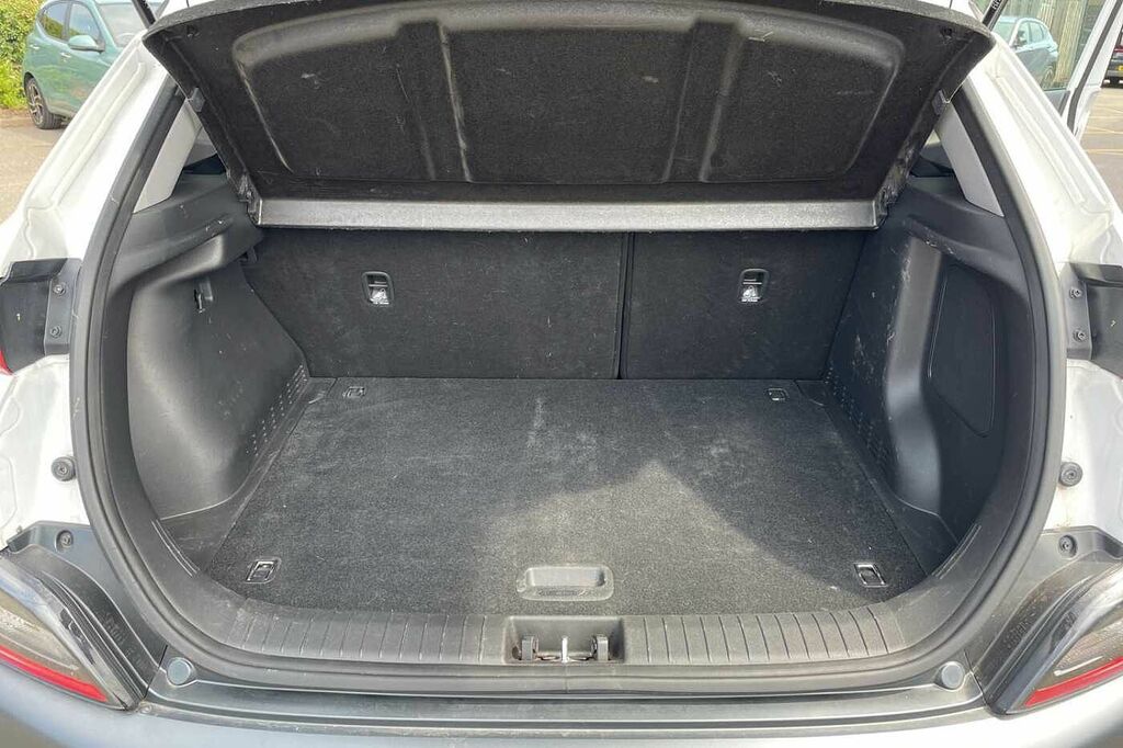 Hyundai Kona Premium Hybrid 1.6 Gdi Hev 141Ps BL72PFX White #6