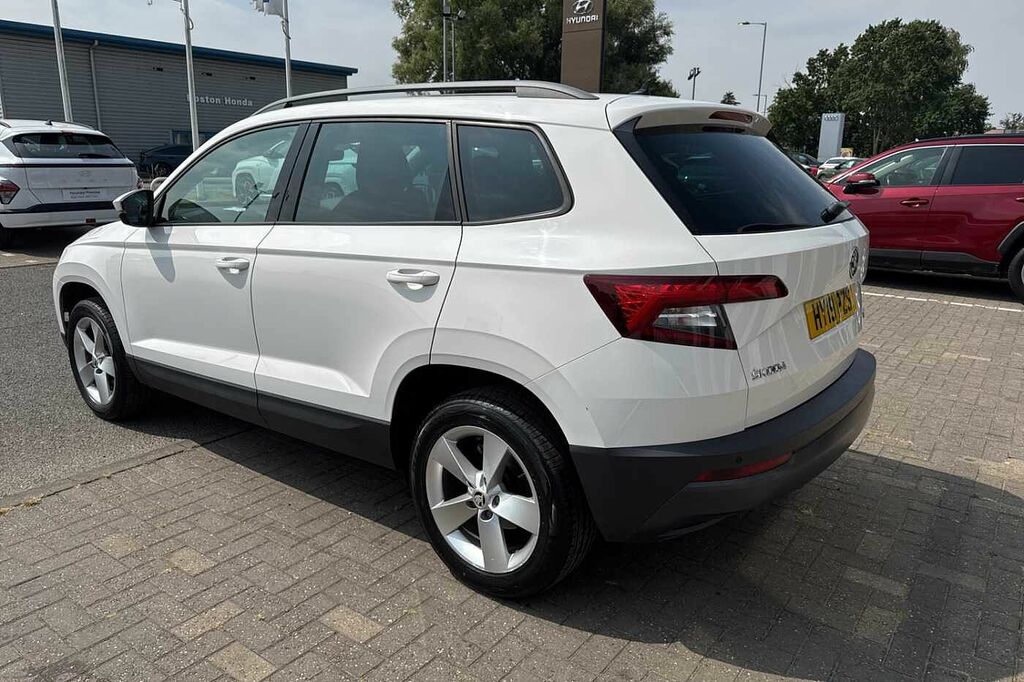 Skoda Karoq 1.0 Tsi Se Dsg HY19PZS White #4