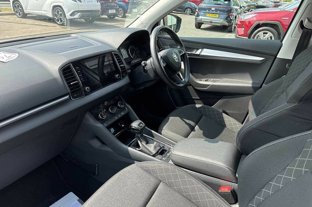 Skoda Karoq 1.0 Tsi Se Dsg HY19PZS White #3