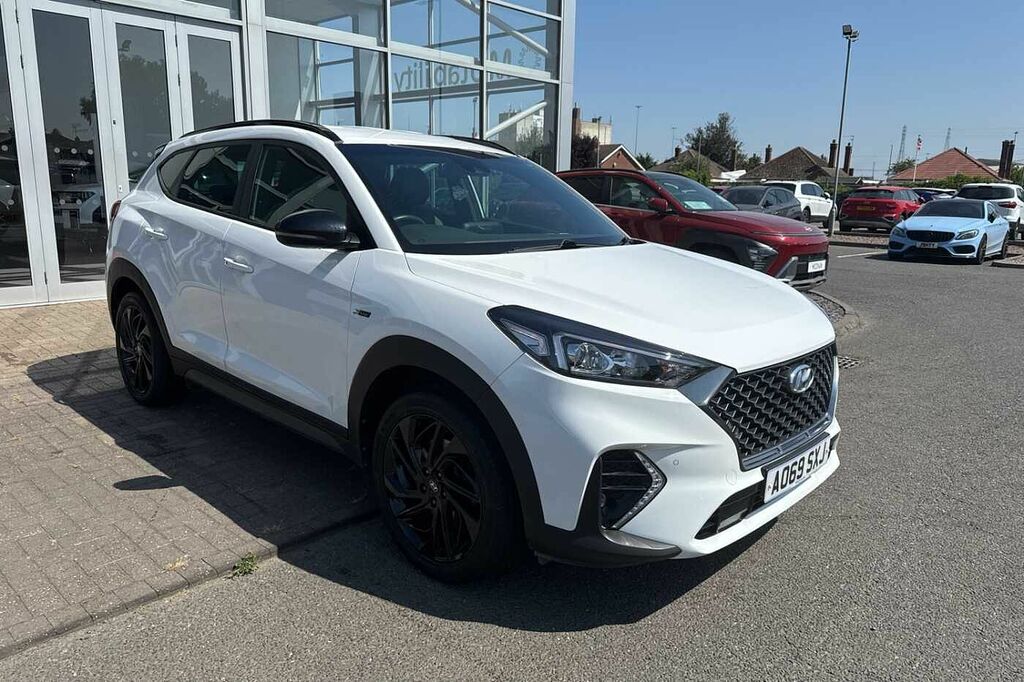 Hyundai Tucson 1.6 Crdi 48V Mhd 136 N Line 2Wd White #2