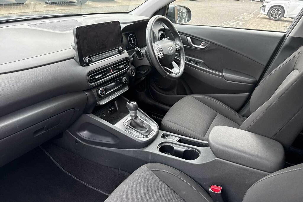 Hyundai Kona 1.6 Gdi Hybrid Premium Dct CV72JZE Grey #3