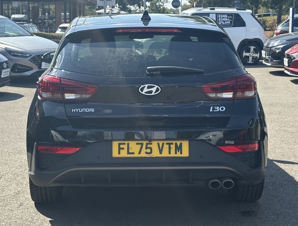 Hyundai I30 N Line S 1.5 T-gdi Mhev 140Ps Black #6