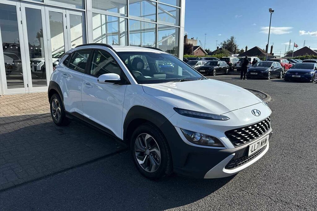 Hyundai Kona 1.6 Gdi Hybrid Se Connect Dct White #2