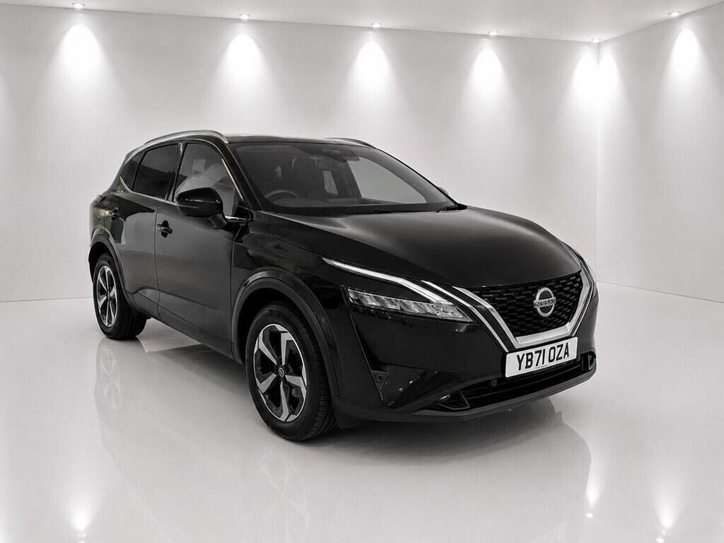 Nissan Qashqai 1.3 Dig-t Mh N-connecta Black
