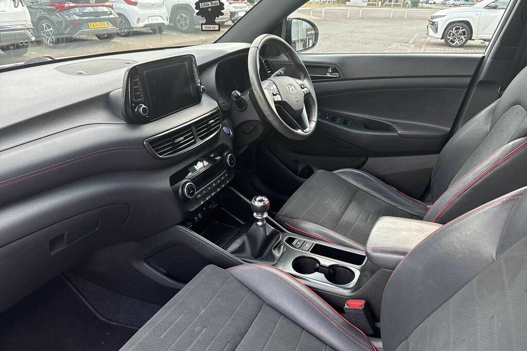 Hyundai Tucson 1.6 Tgdi 177 N Line 2Wd White #2