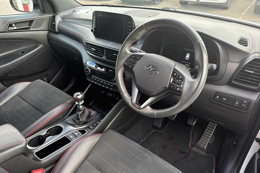 Hyundai Tucson 1.6 Tgdi 177 N Line 2Wd White #6