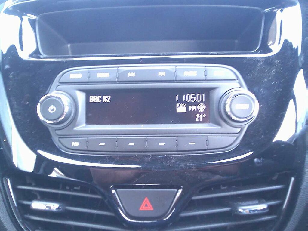 Vauxhall Viva Hatchback 1.0I Se Euro 6 201818 White #15