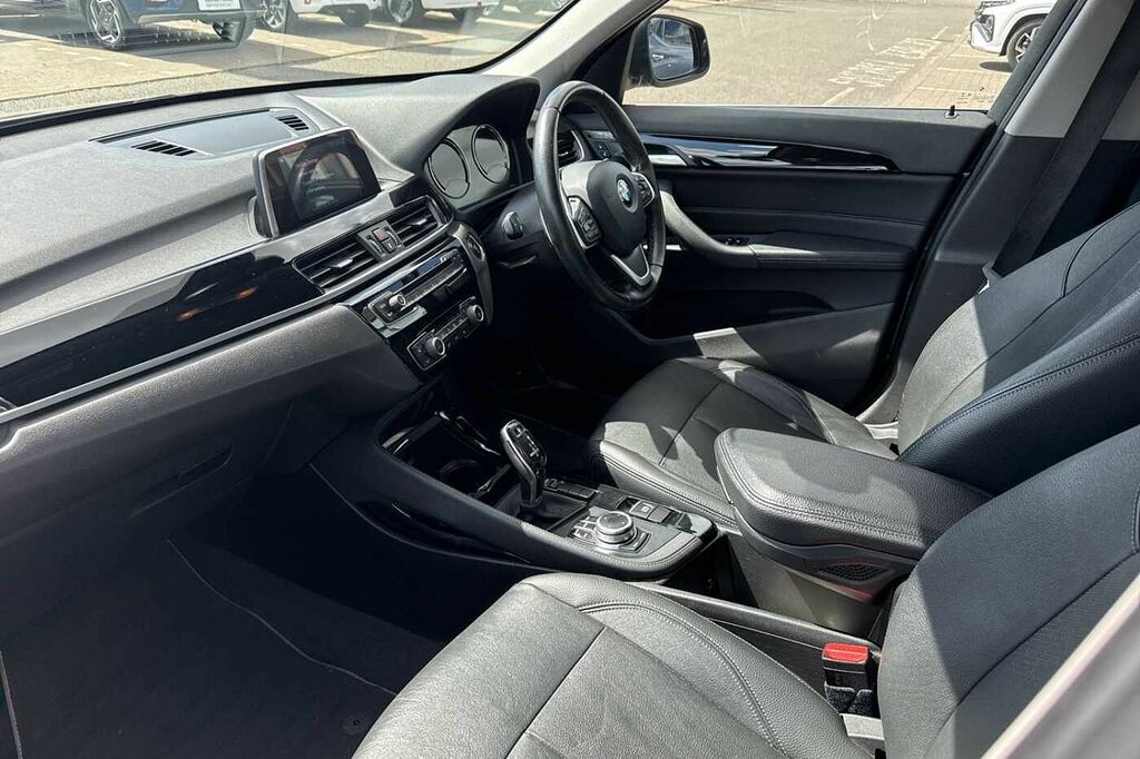 BMW X1 Sdrive 18D Xline Step Grey #2