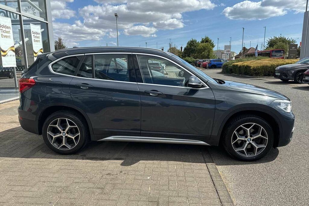 BMW X1 Sdrive 18D Xline Step Grey #4