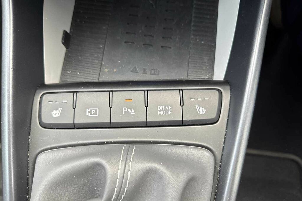 Hyundai Bayon 1.0 T Gdi Premium Suv Grey #37