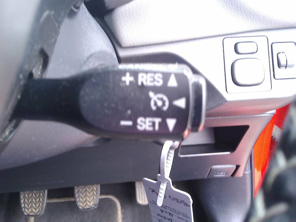 Toyota Yaris 1.5 Vvt-i Design Hatchback Euro Black #23