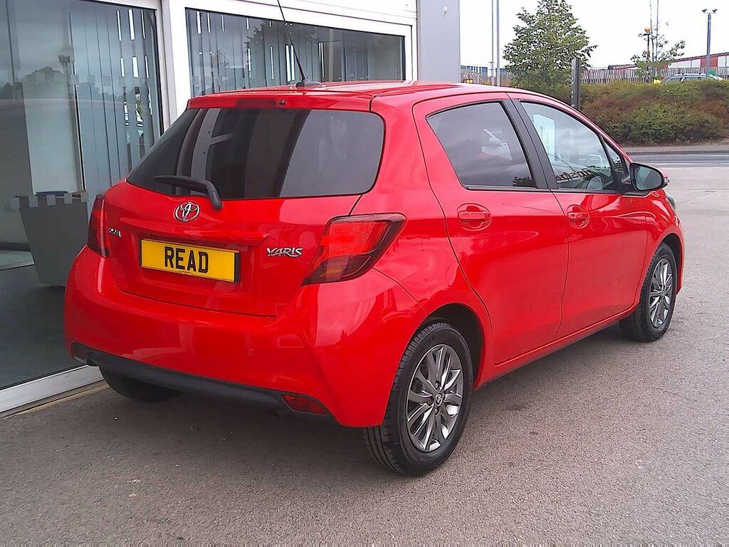 Toyota Yaris 1.5 Vvt-i Design Hatchback Euro Black #28
