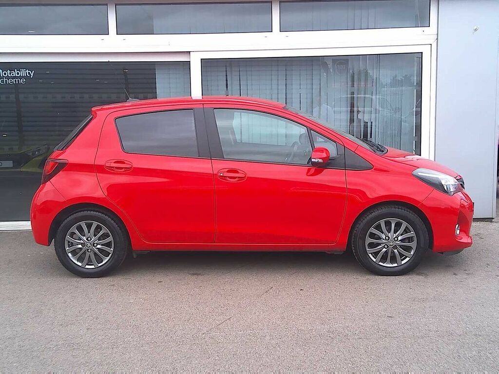 Toyota Yaris 1.5 Vvt-i Design Hatchback Euro Black #31