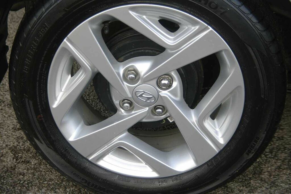Hyundai I10 1.0 Se Connect Silver #4