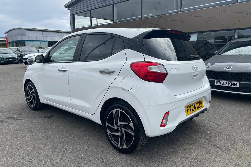 Hyundai I10 Premium 1.2 Mpi 84Ps White #2
