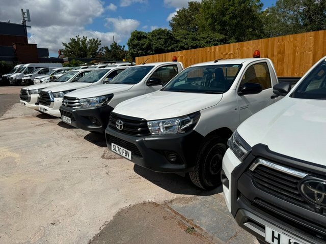 Toyota HILUX Invincible X D-4d4wd Dcb Blue #14
