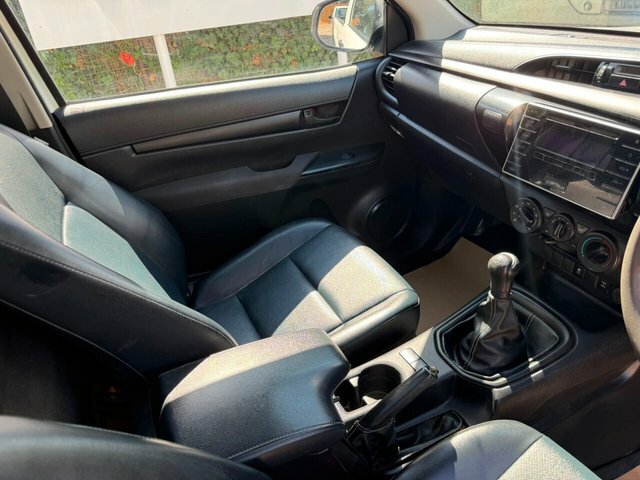 Toyota HILUX Invincible X D-4d4wd Dcb Blue #8