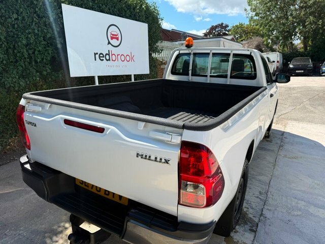 Toyota HILUX Invincible X D-4d4wd Dcb Blue #11