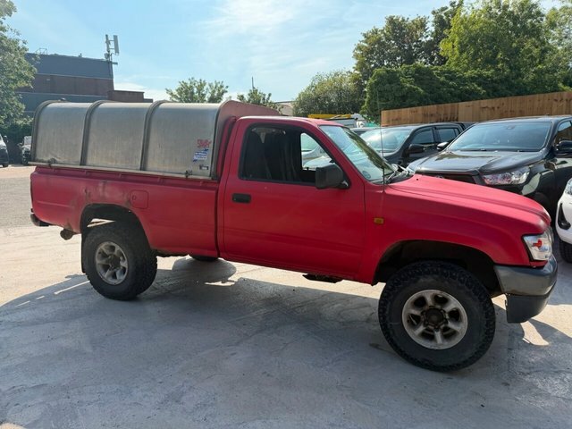 Toyota HILUX 2.5 250 Ex Pickup 102 Bhp Red #2