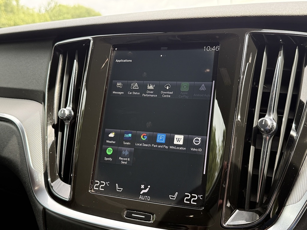 Volvo V60 2.0 D4 190 Momentum Black #26