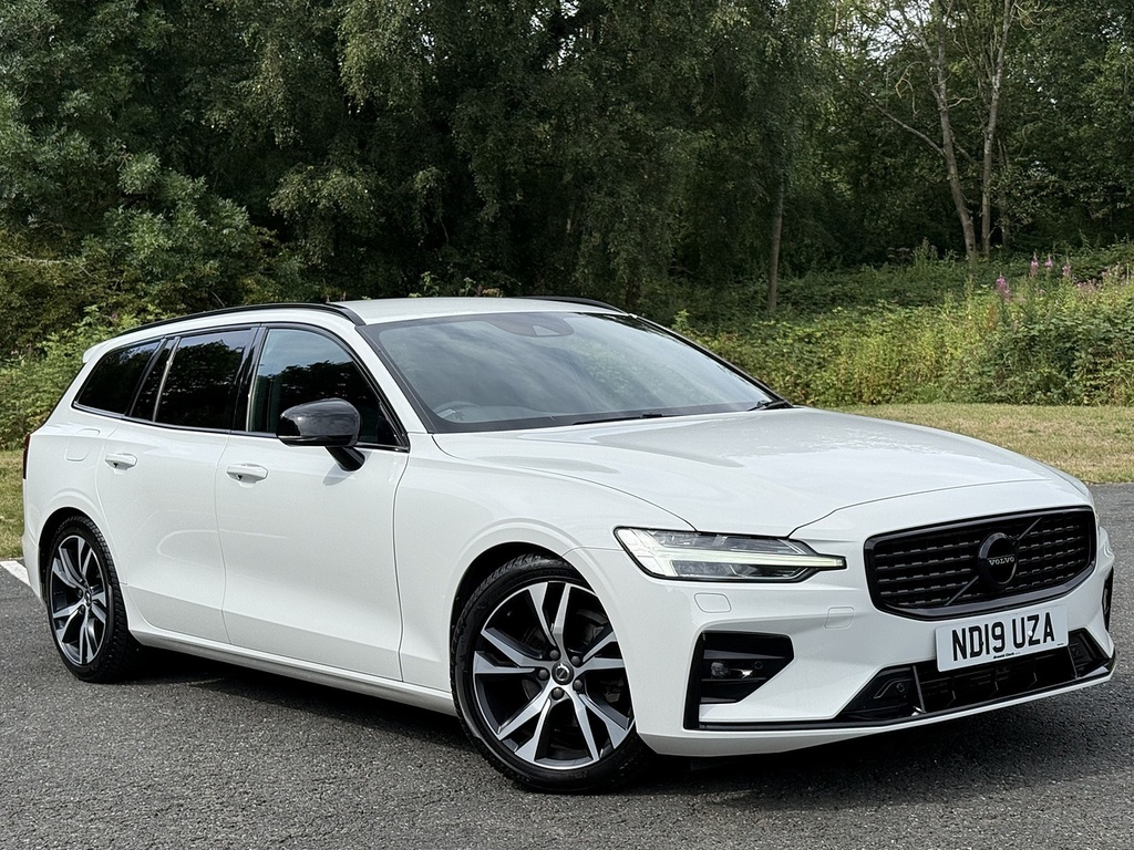 Volvo V60 2.0 D4 R-design Estate Euro 6 S White