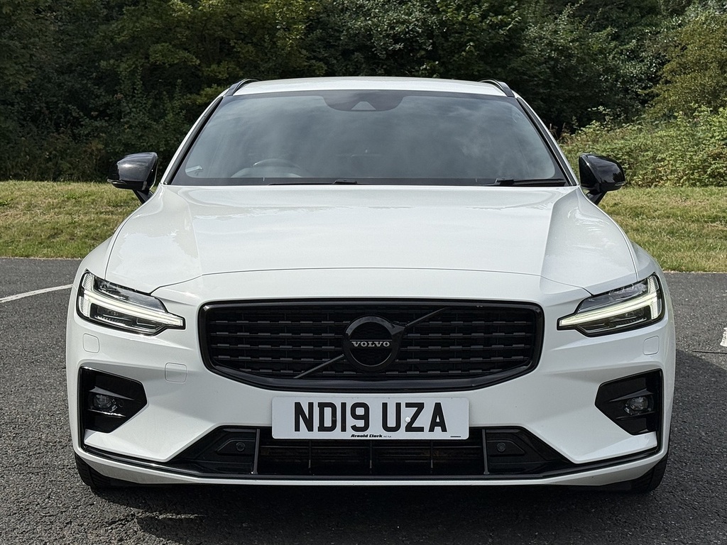 Volvo V60 2.0 D4 R-design Estate Euro 6 S White #6