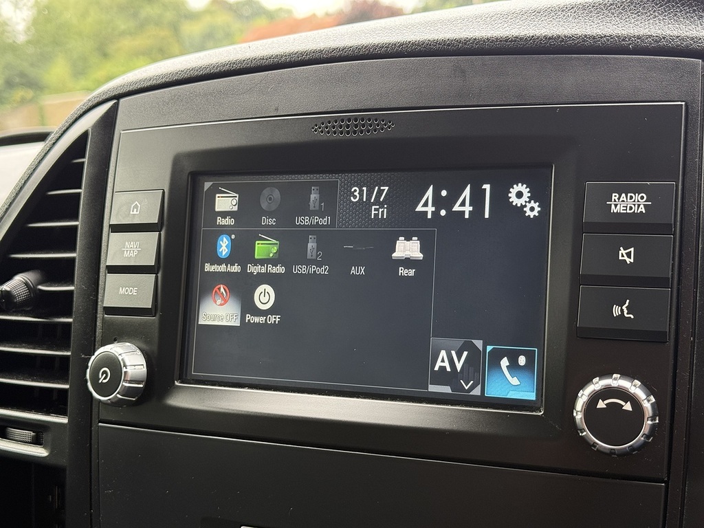 Mercedes-Benz Vito 114Cdi Van White #19